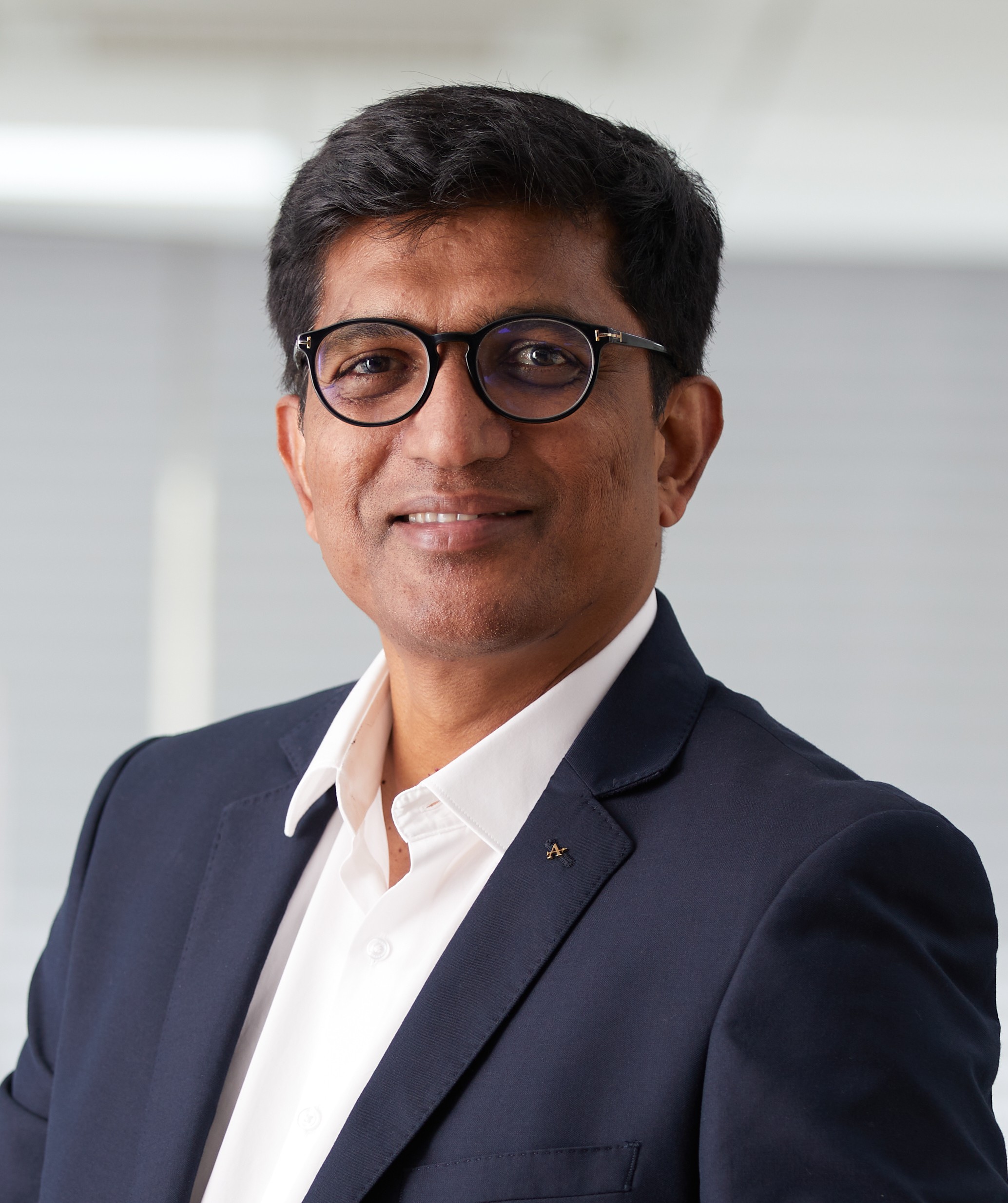 Mr. Poornakar Shetty